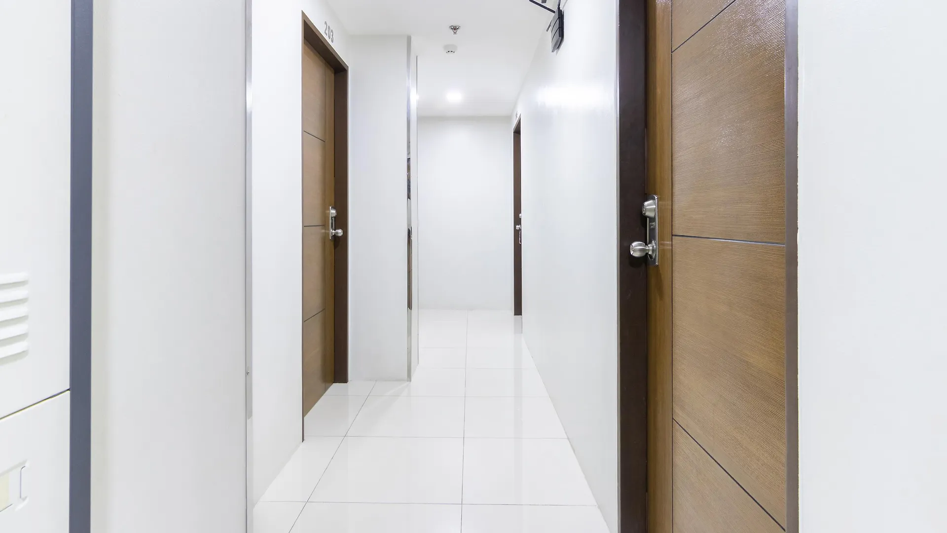 Hotel Oyo 152 Sangco Condotel Manilla